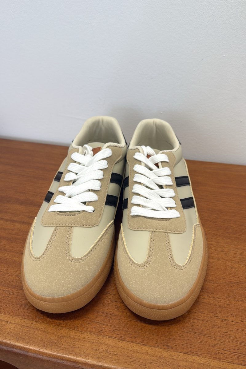 Zapatilla Camel and Black