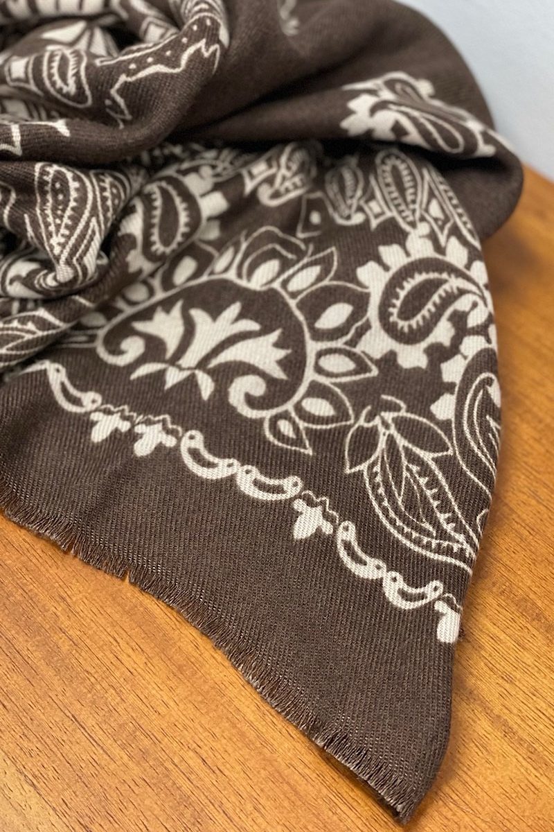 fular beige mandala