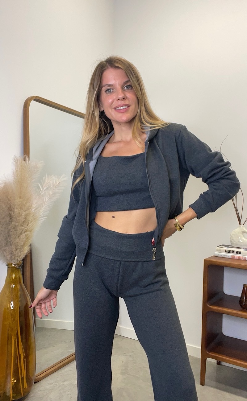 Conjunto Dark Grey Street - Imagen 4