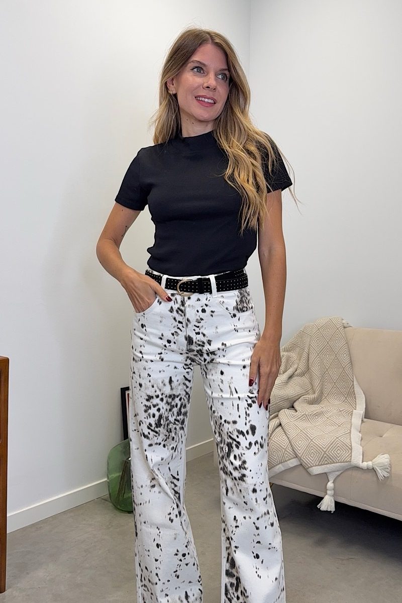 Camiseta Negra Dafne