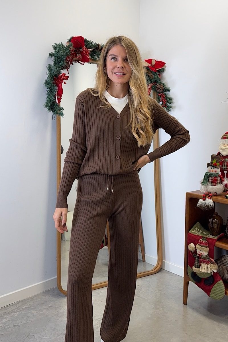 Conjunto Chocolate Hannah