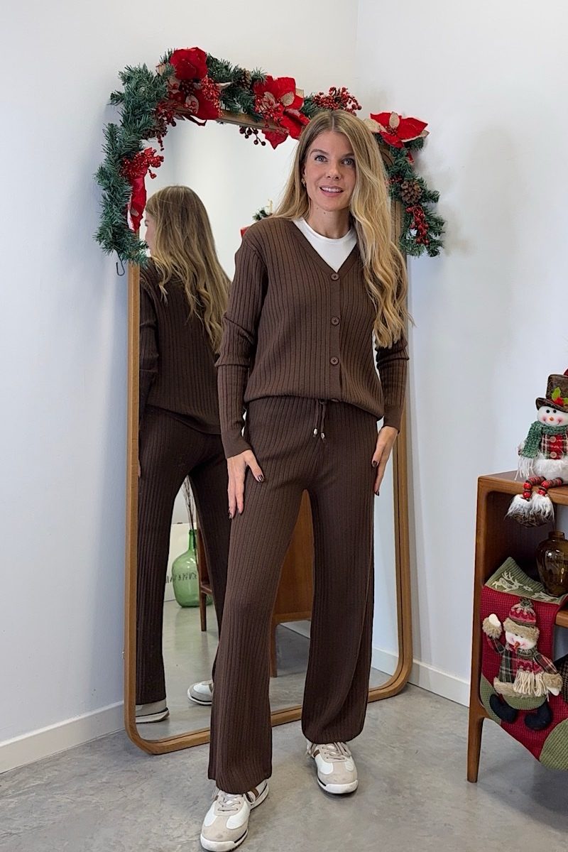 Conjunto Chocolate Hannah