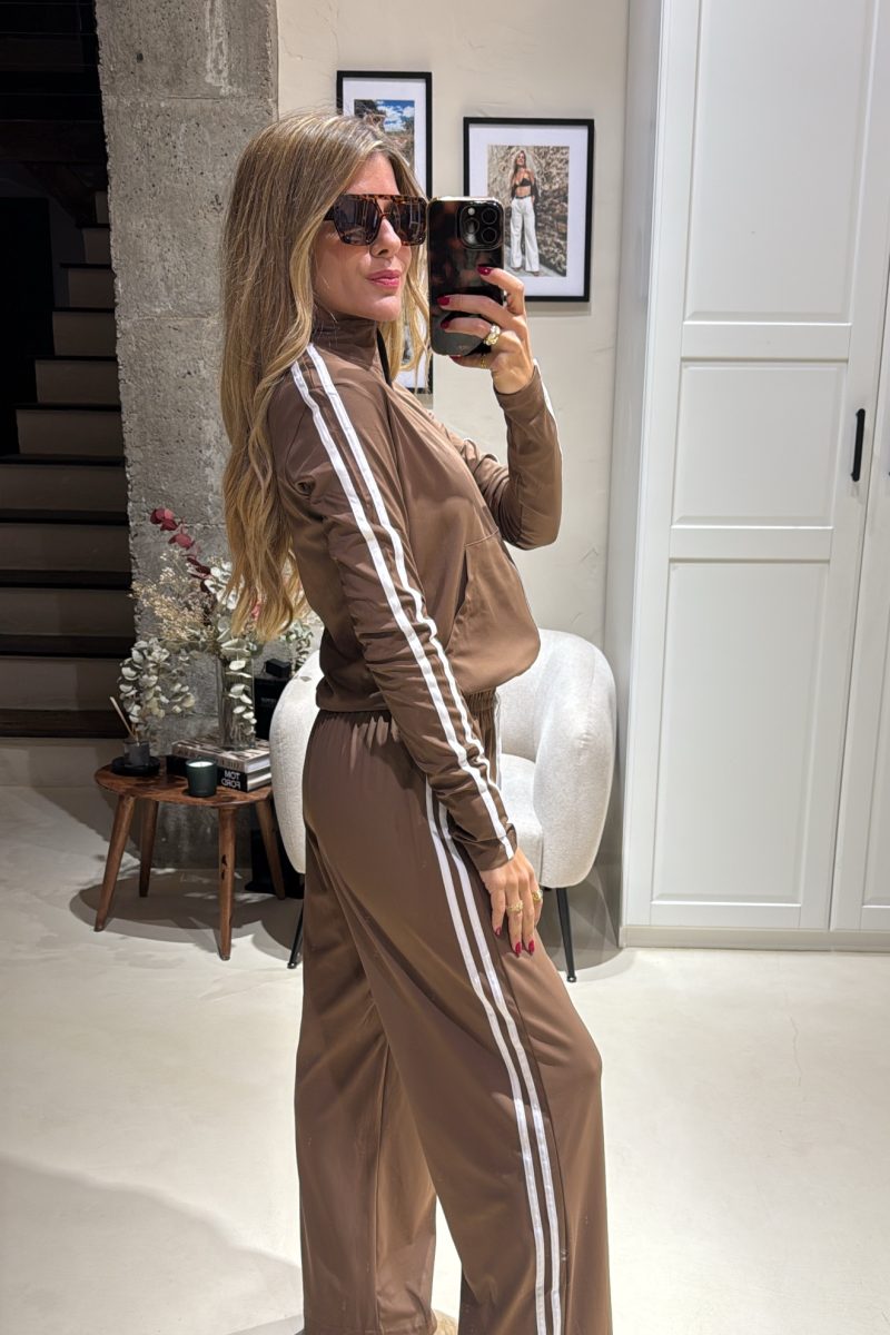 Conjunto Marron Urban