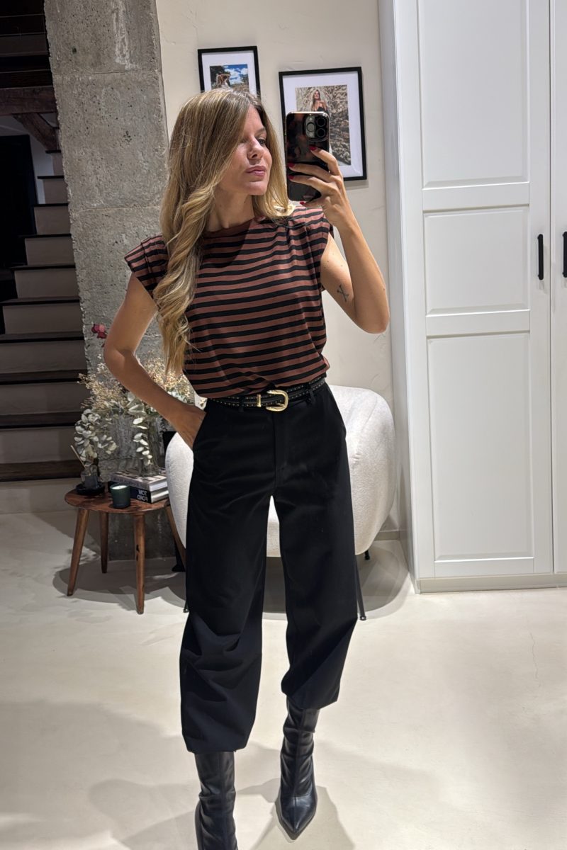 Camiseta Marron Navy