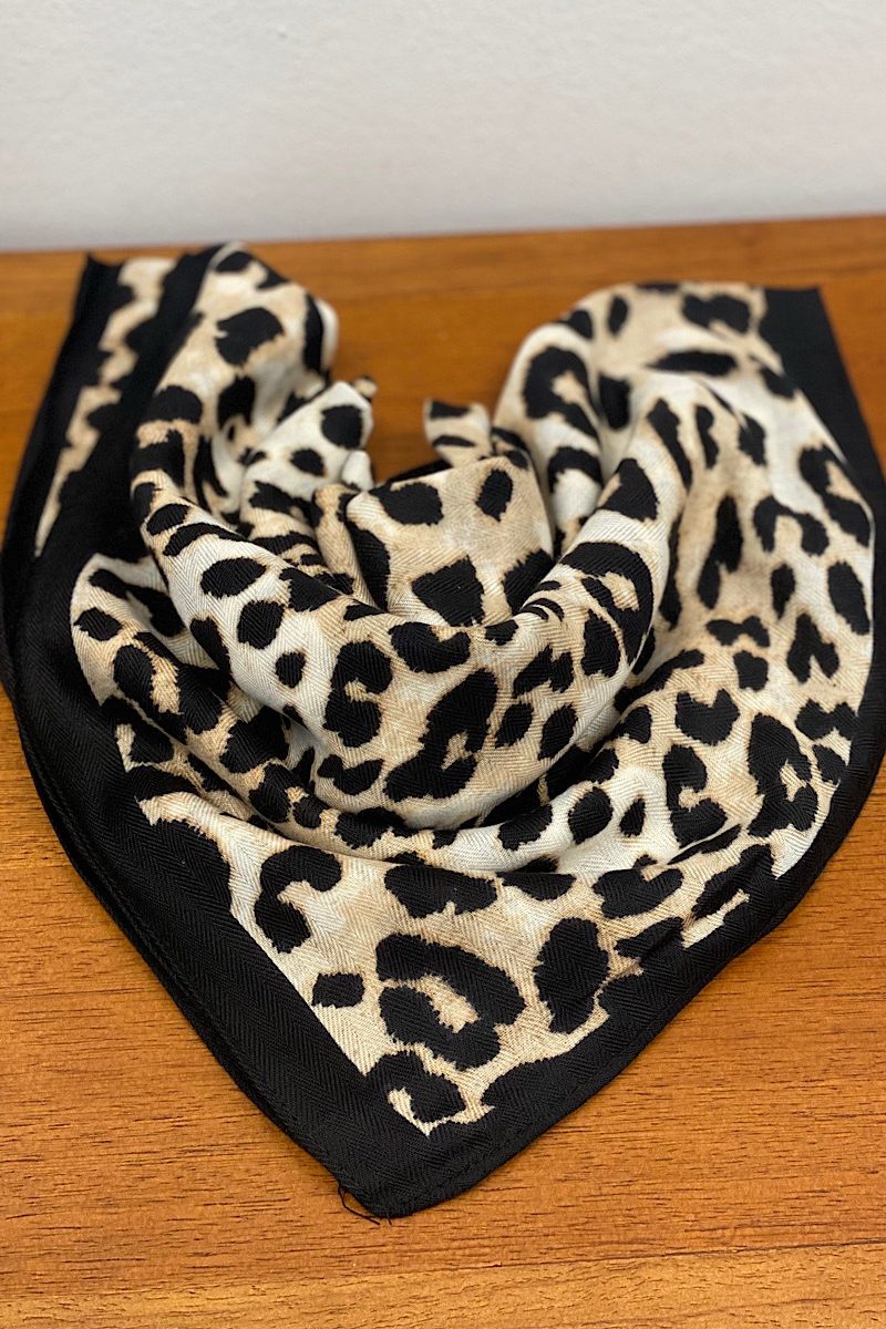 Bandana Black Leopardo