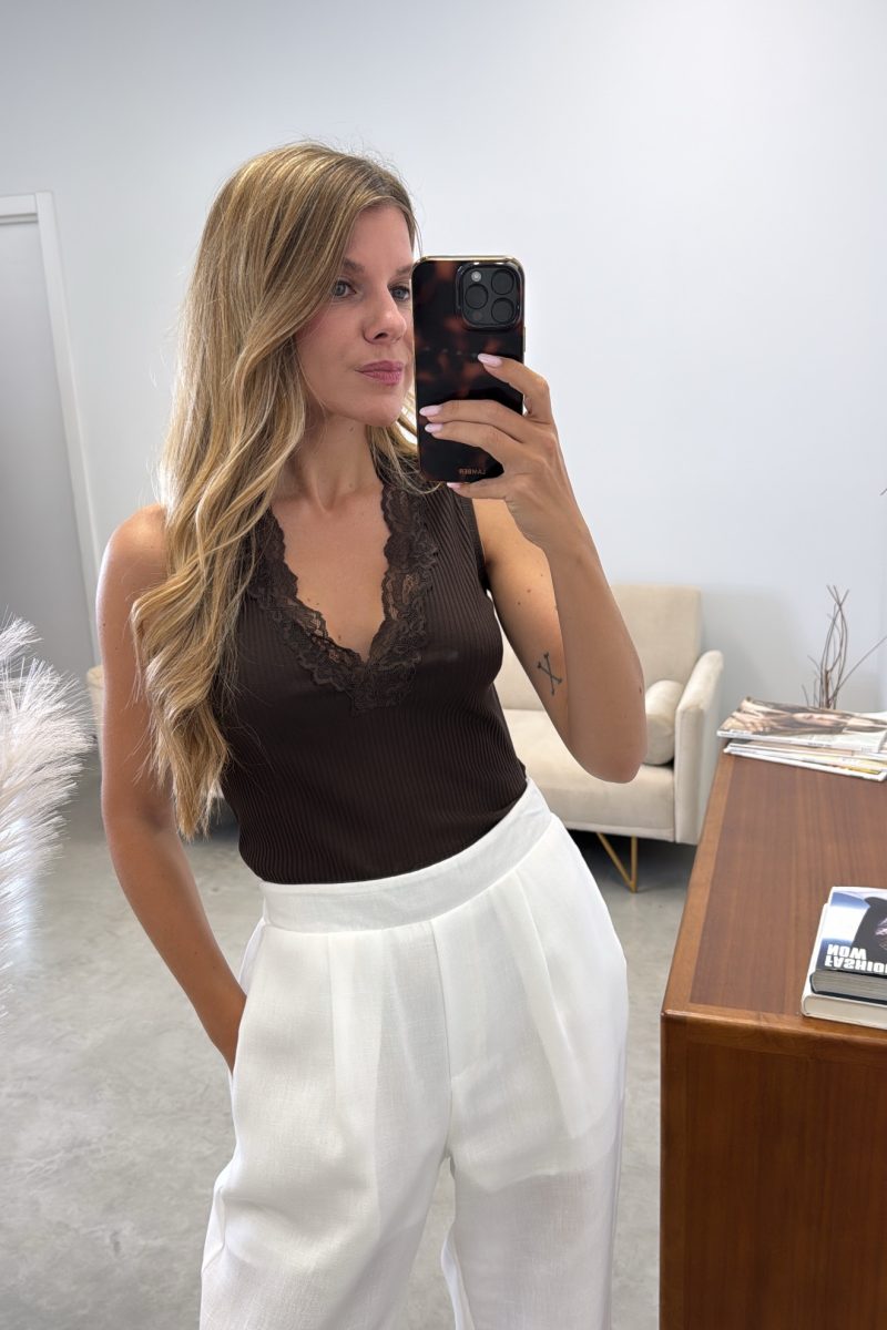 Camiseta Marron Lucia