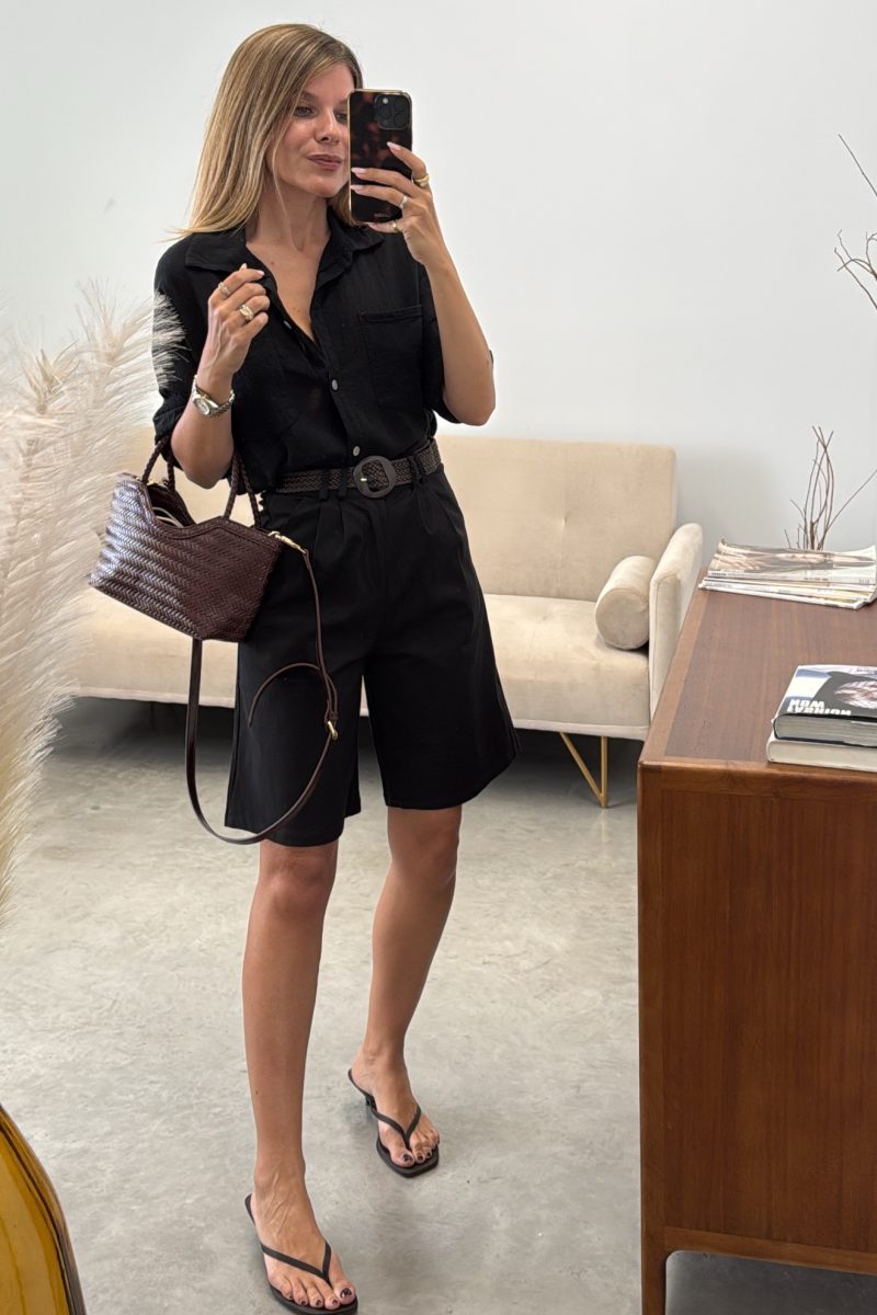 Bermuda Negra Cinturon