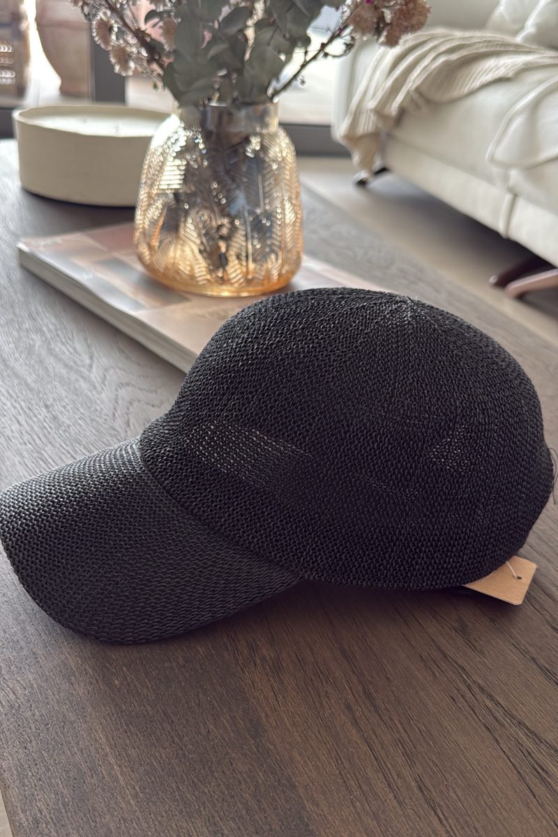 Gorra Negra Rafia