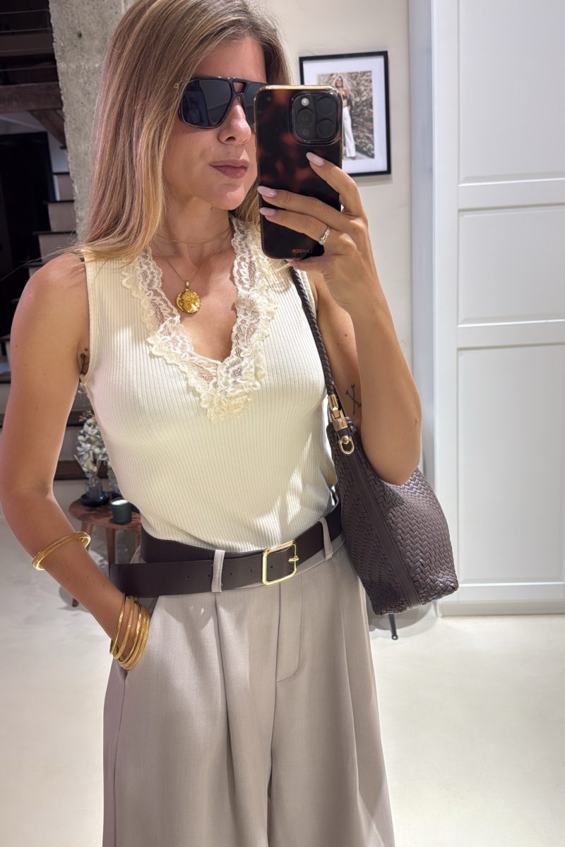 Camiseta Cruda Lucia