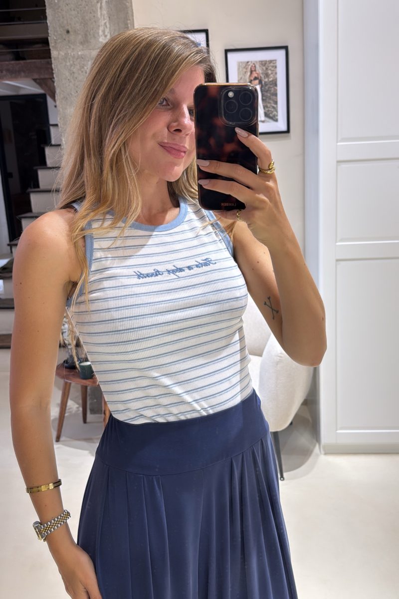 Camiseta Celeste Breathe