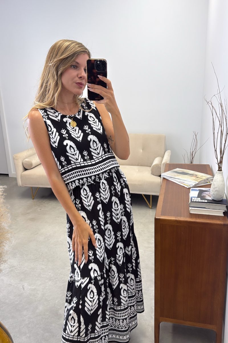 Conjunto Negro Peru