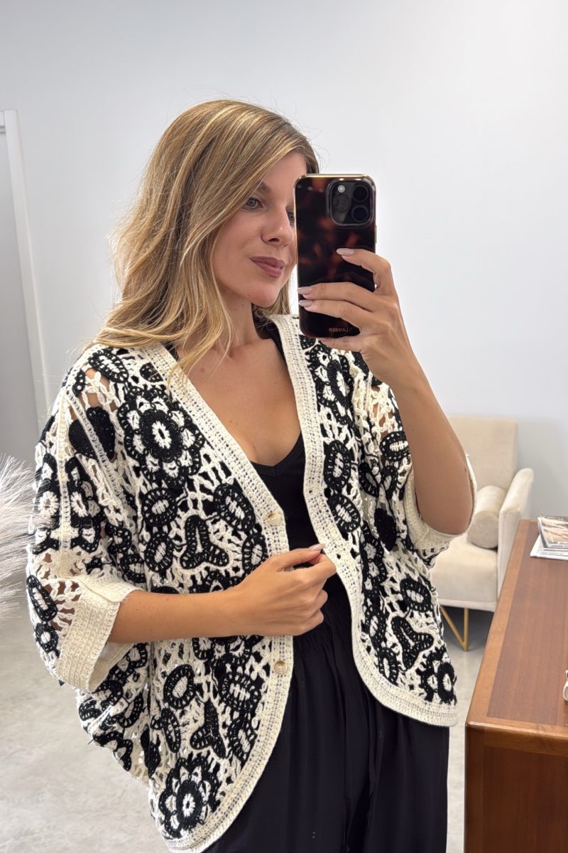 Chaqueta Black Crochet