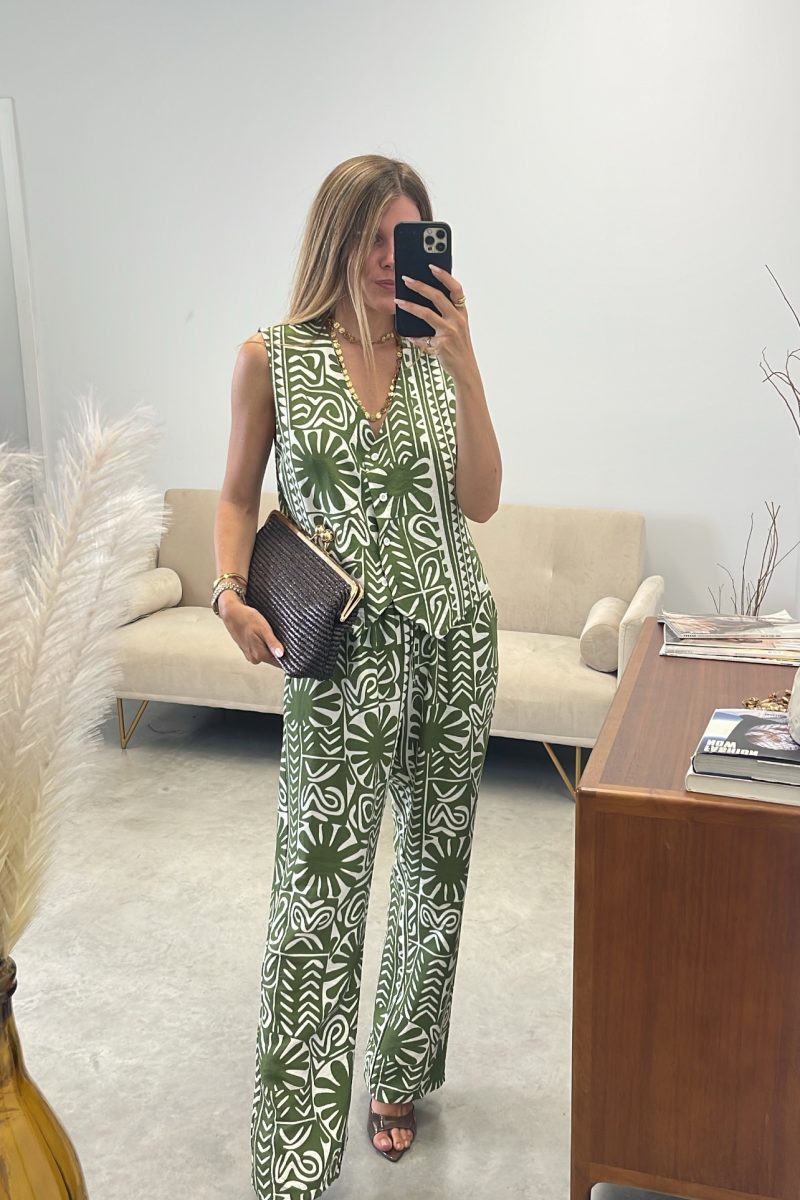 Conjunto Verde Bombai