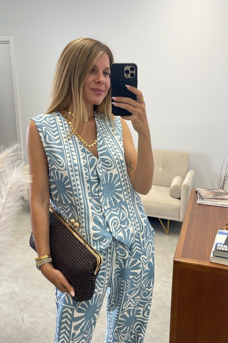 Conjunto Celeste Bombai