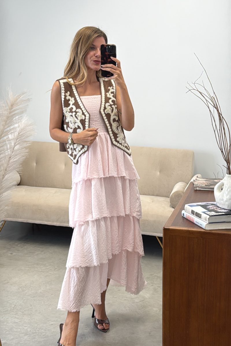 Vestido Rosa Volantes