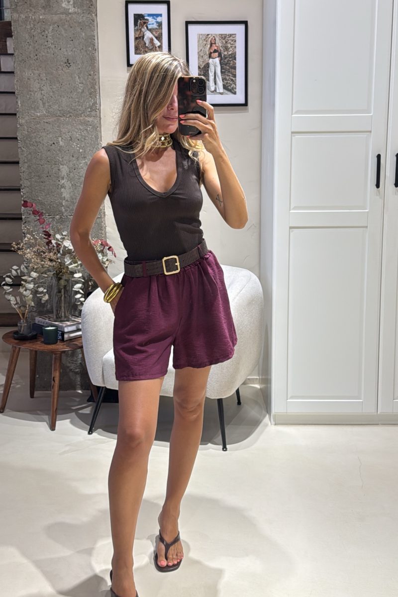 Short Berenjena Gala