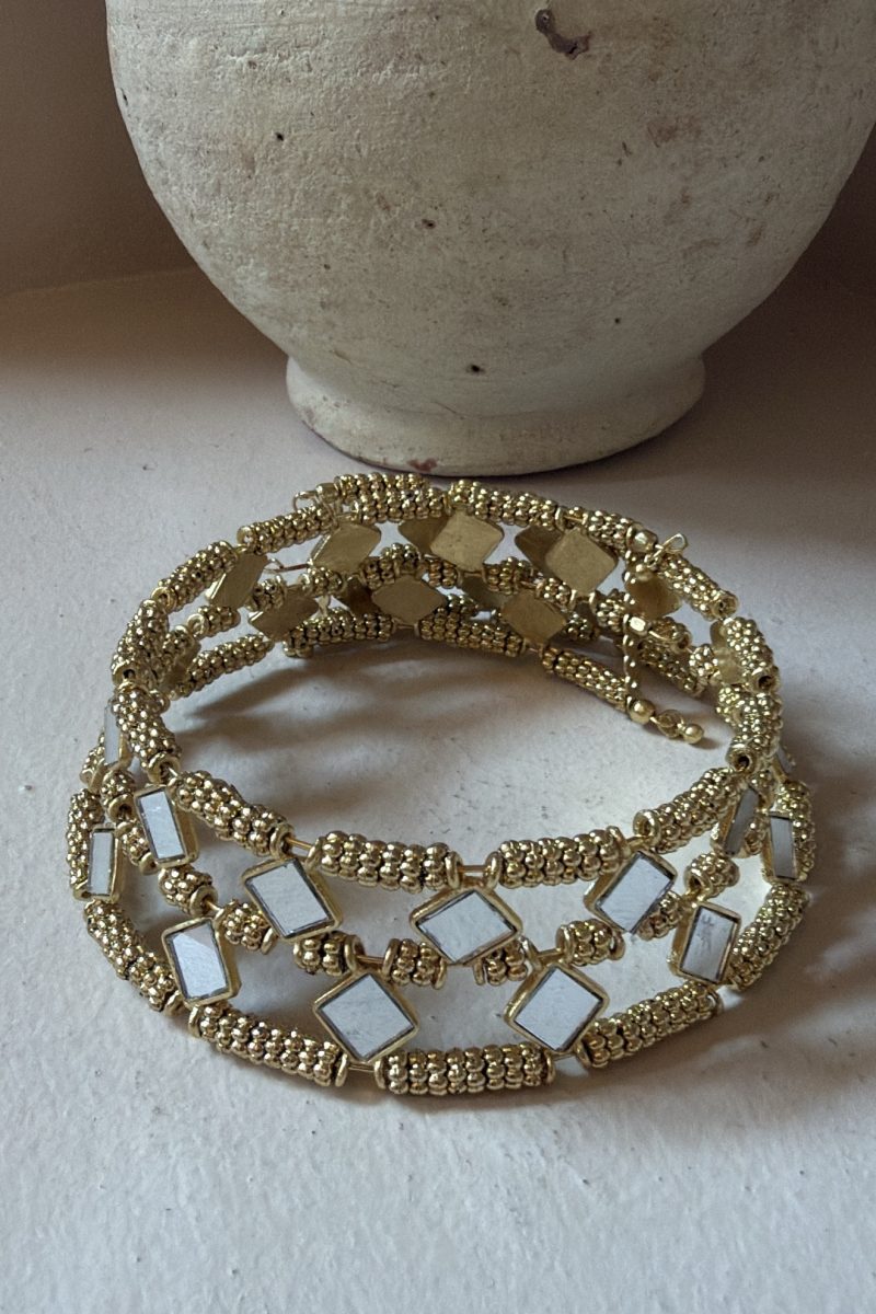 Chocker Leire