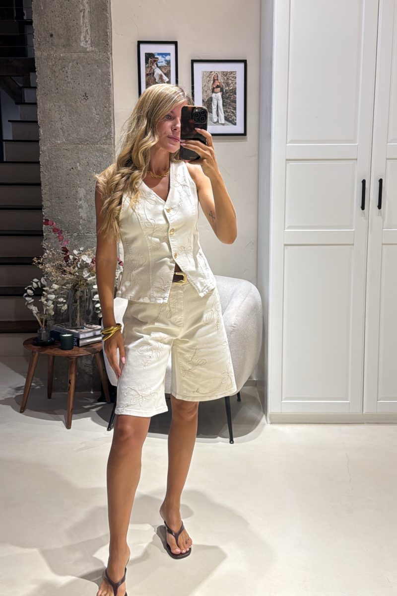 Conjunto Crudo Emma