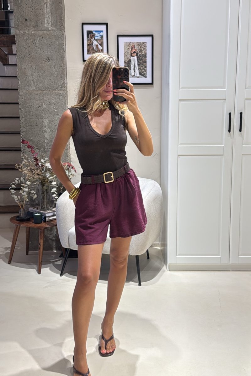 Short Berenjena Gala