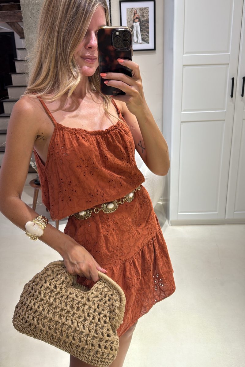 Vestido Teja Troquelado