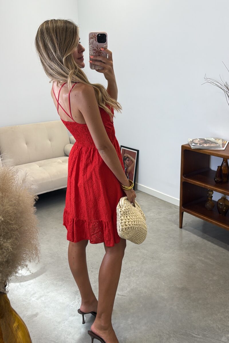 Vestido Rojo Troquelado