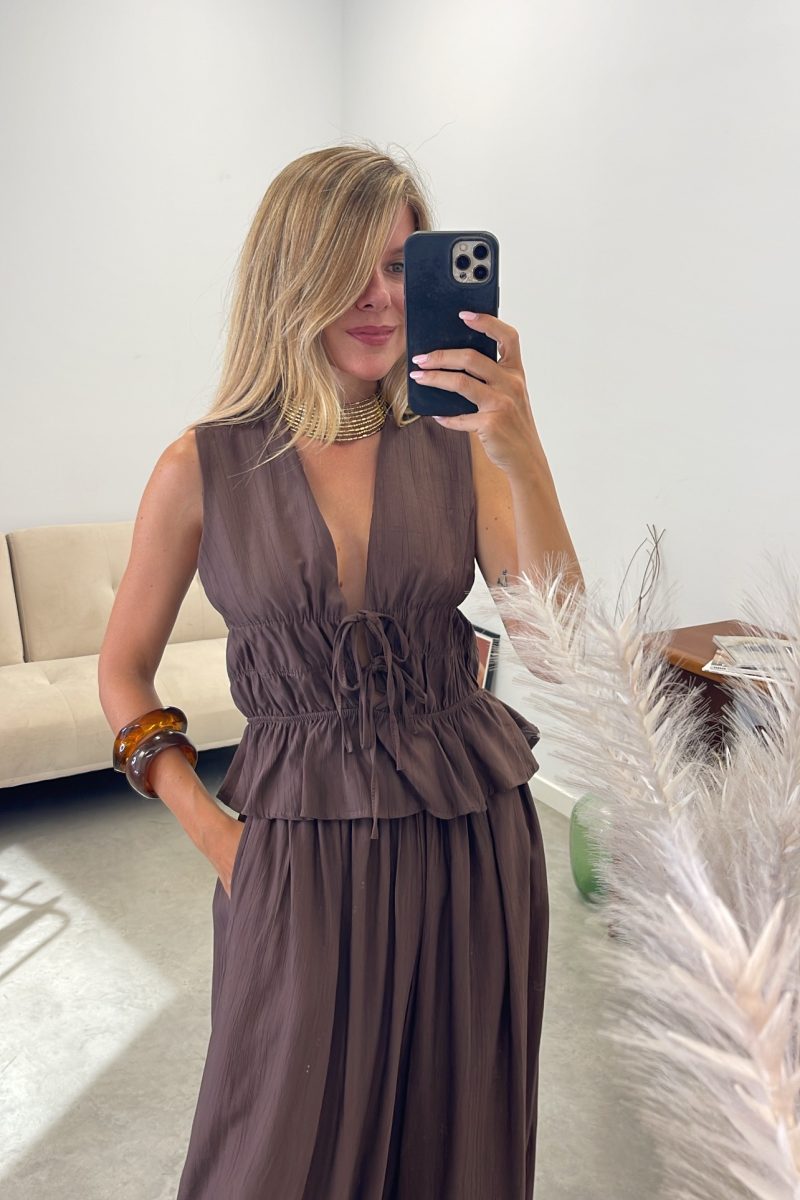 Conjunto Marron Katy