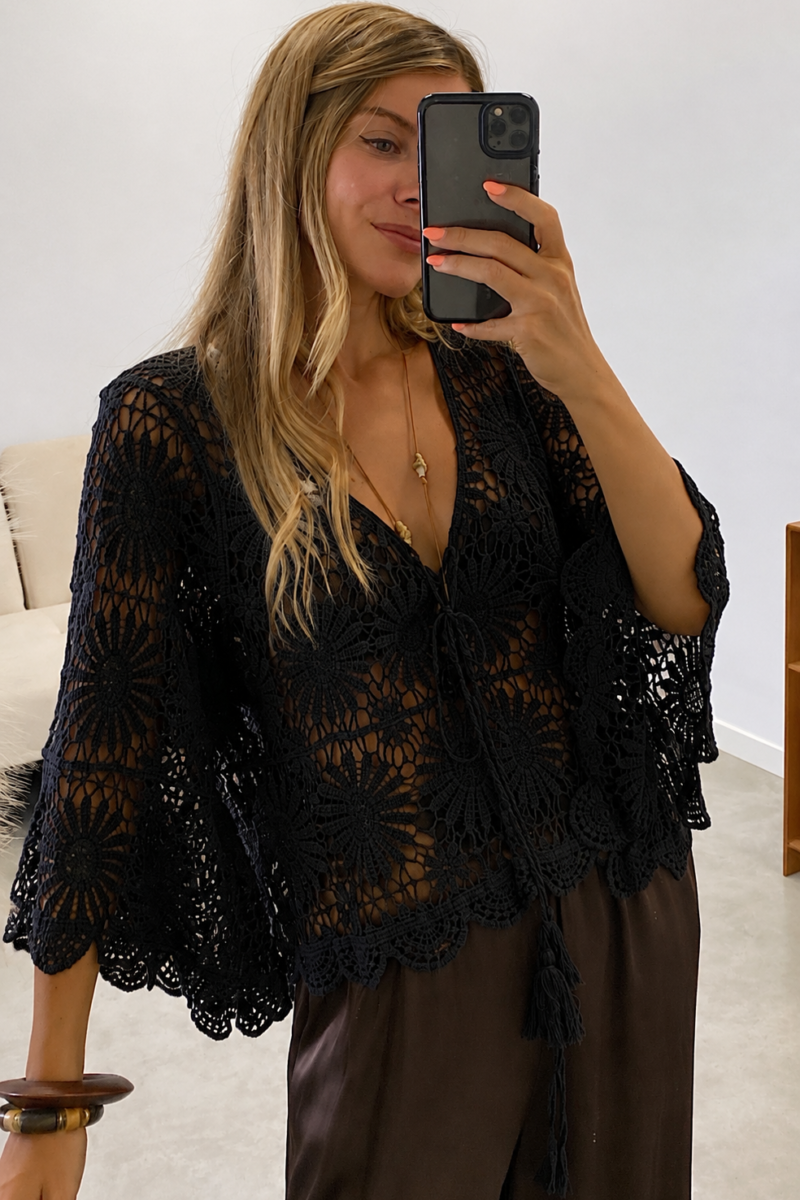 Blusa Negra Coachella