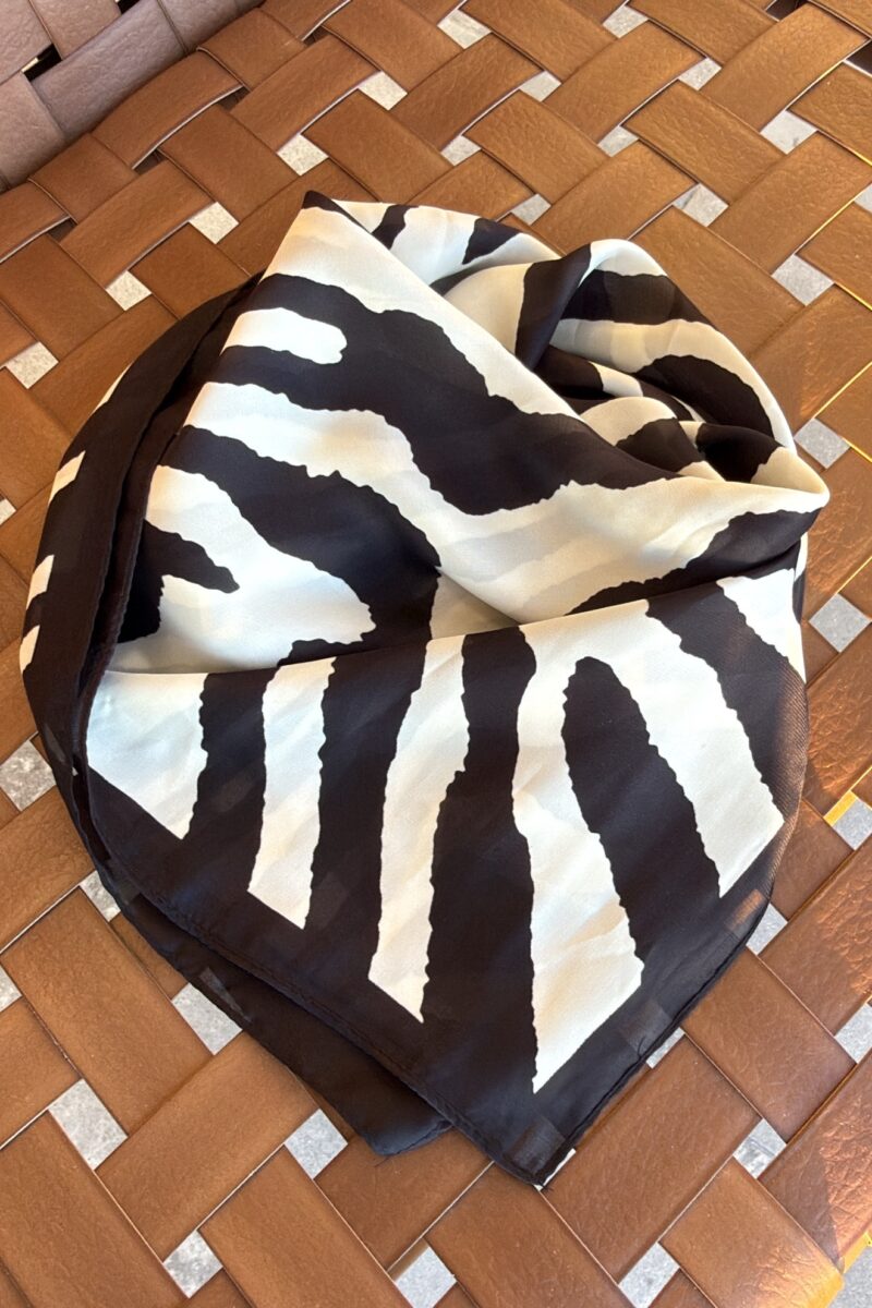 Bandana Negra Zebra