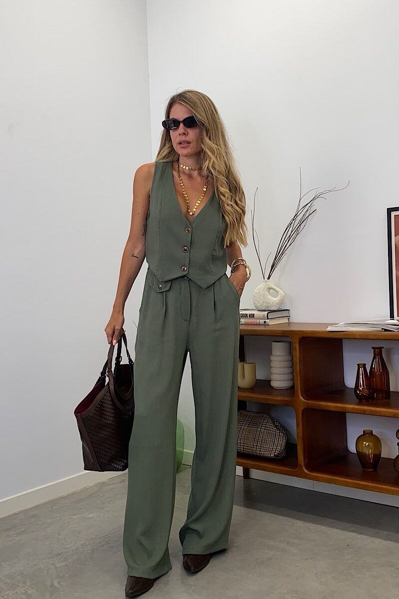 Conjunto Kaki Daily