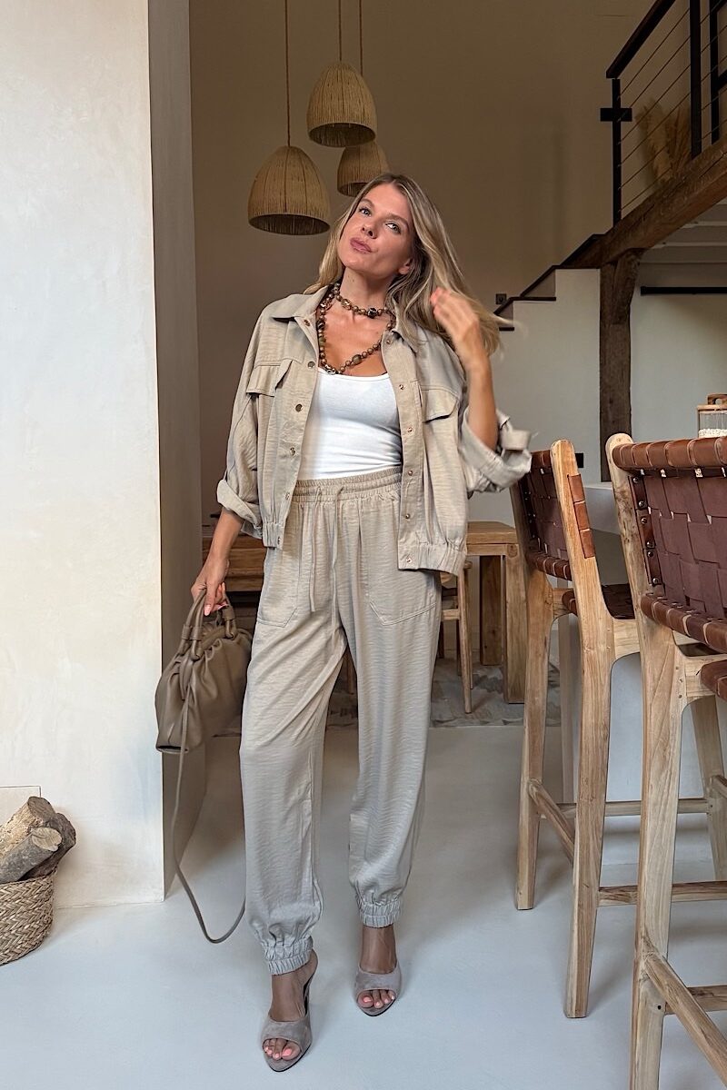 Conjunto Taupe Lauren