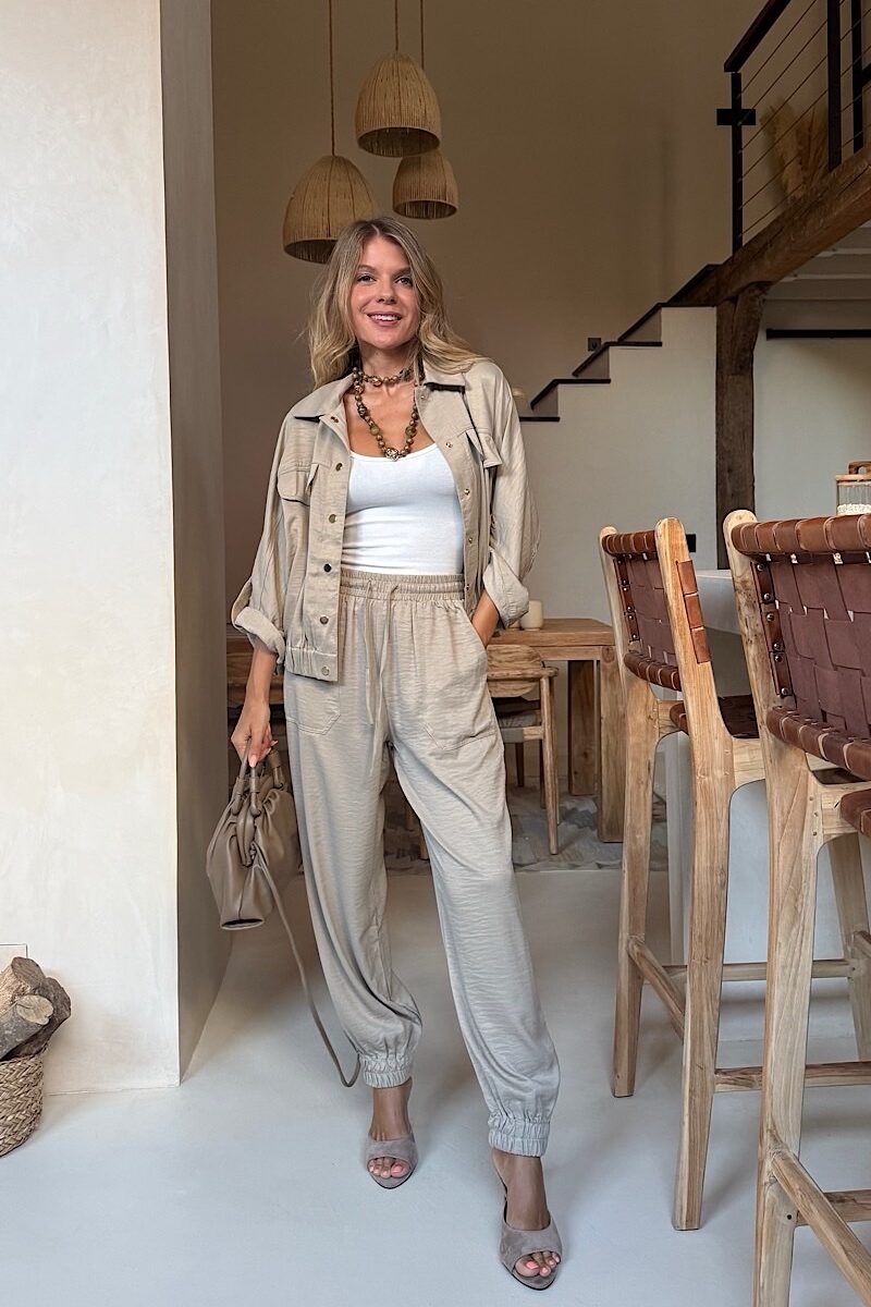 Conjunto Taupe Lauren
