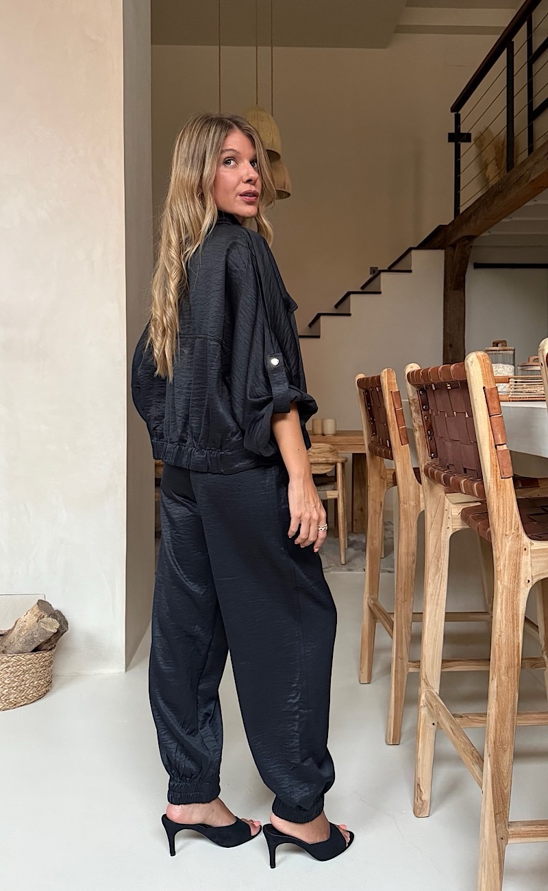 Conjunto Negro Lauren - Imagen 6