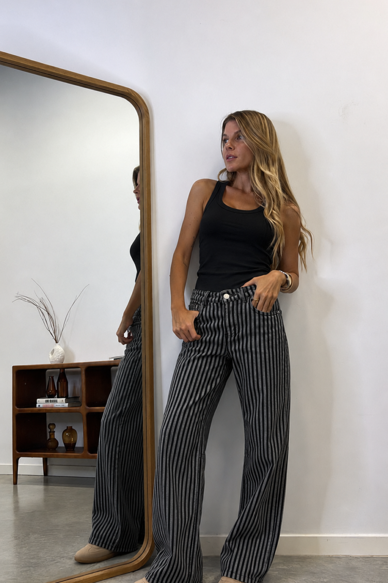 Vaquero Black Stripes