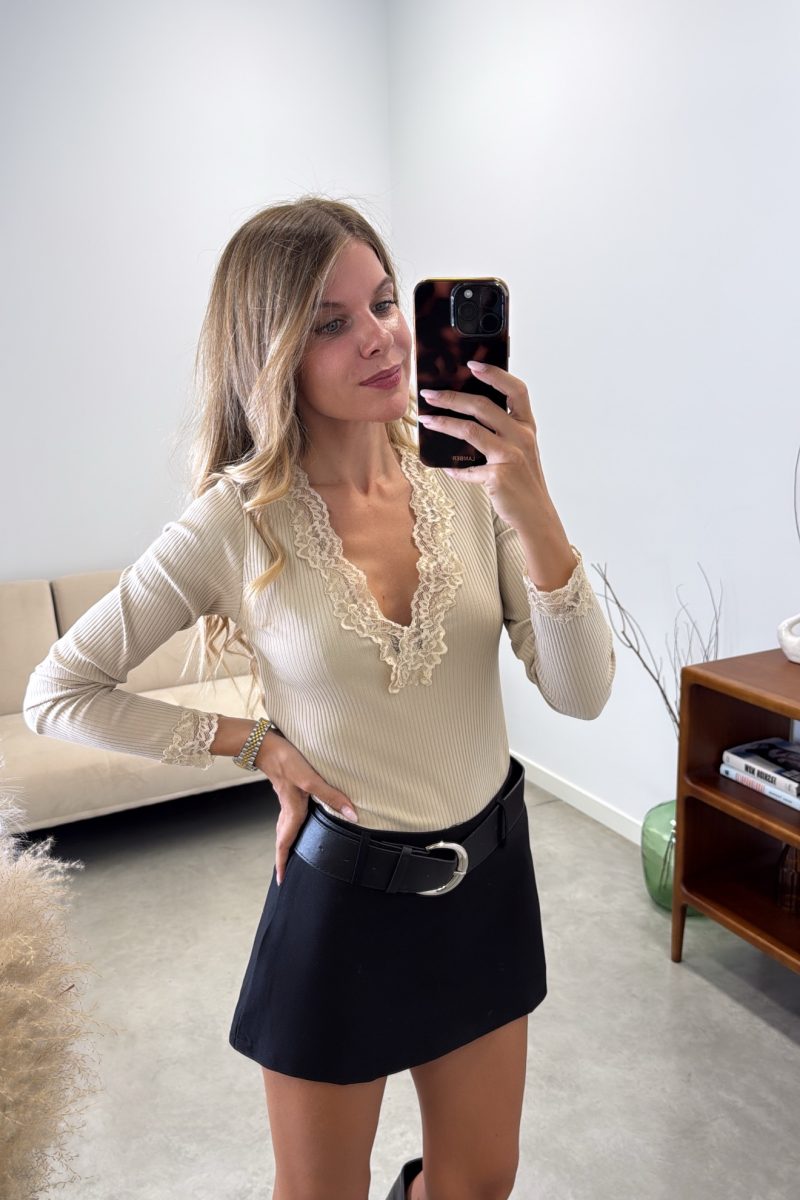 Camiseta Beige Colette