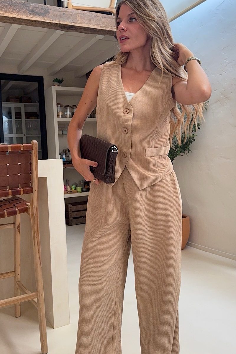 Conjunto Camel Pana