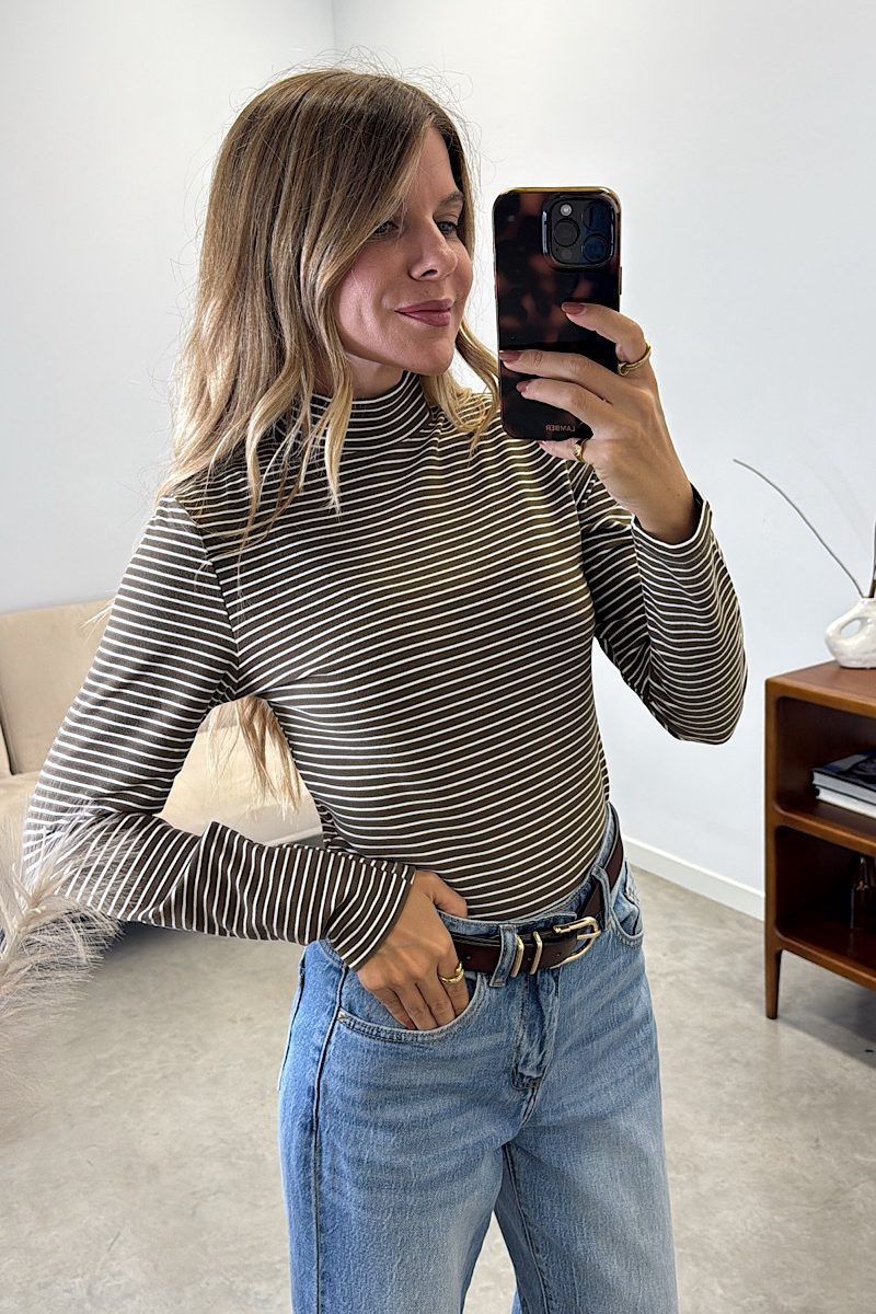 Camiseta Marron Termica Stripes