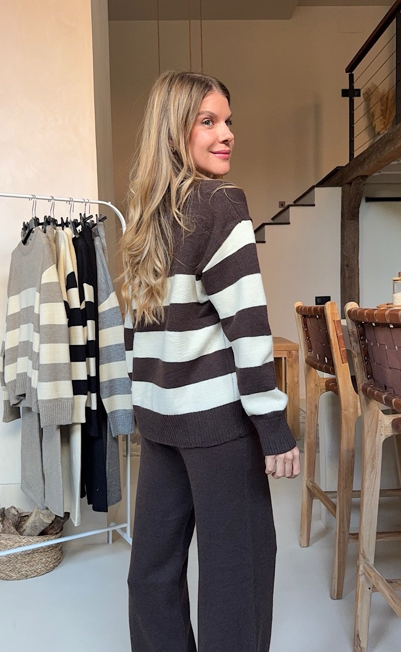 Conjunto Brown Elisabeth - Imagen 4