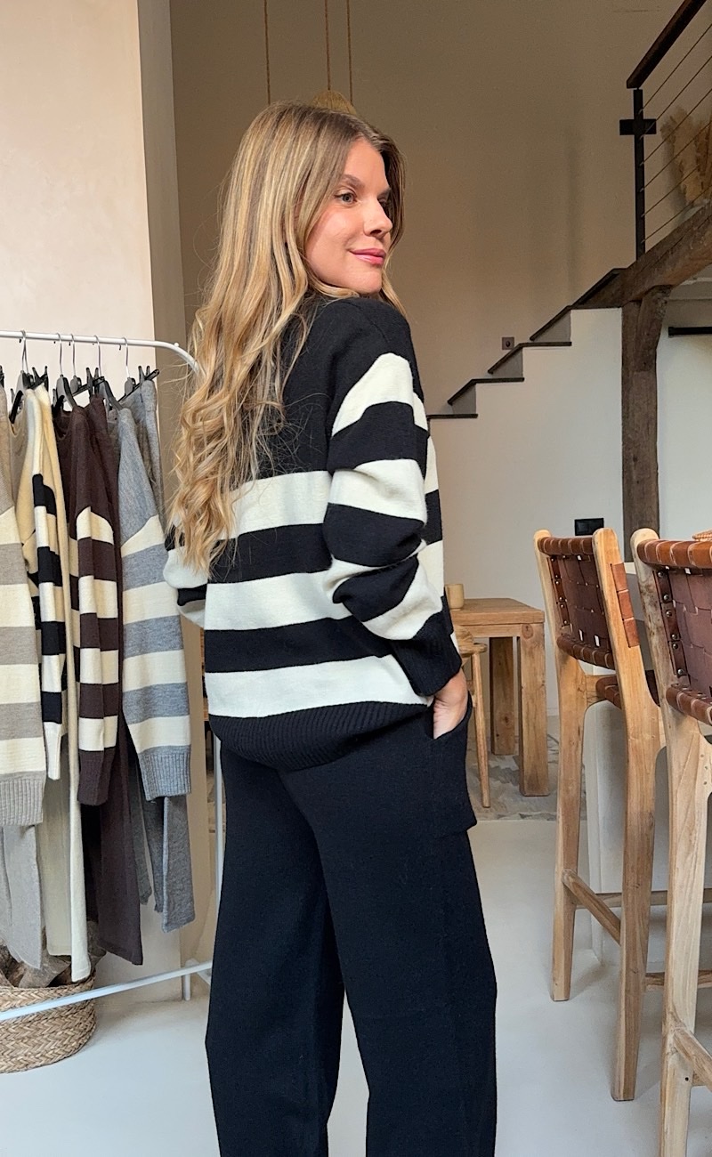 Conjunto Negro Elisabeth - Imagen 4