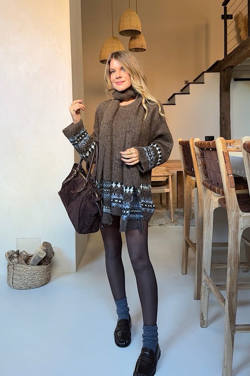 Jersey Con Fular Marron